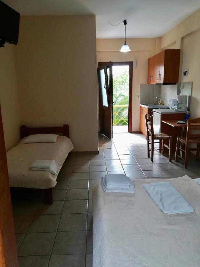 Ionos Apartamento Pyrgi Thermis Exterior foto